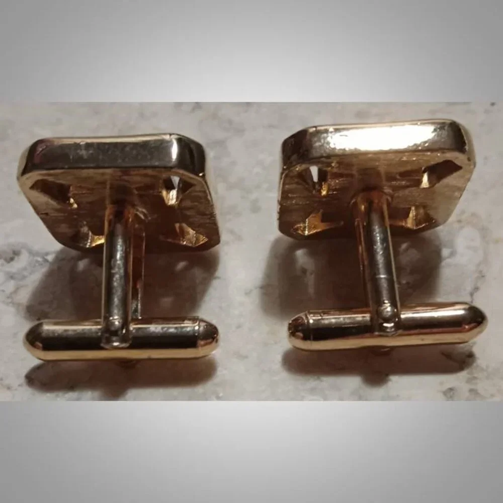 Vintage Grand Prix Swank tiger's eye cufflink and tie tack boxed set